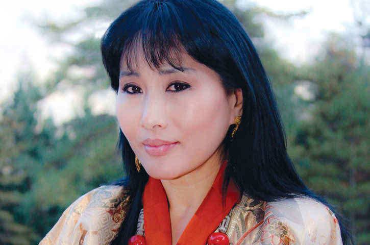 ৪ দিনের সফরে ভুটানের রাণী পেম ওয়াংচুক এখন ঢাকায় ।।