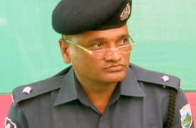 সিরাজগঞ্জে চাঁদাবাজির অভিযোগে ওসি ক্লোজ ।।