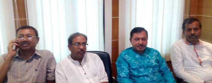 স্বাধীনতা দিবসে ডিইউজে কার্যালয় জামায়াত দখল সমর্থকদের ।।