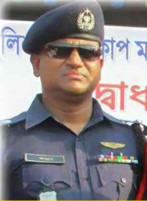 ভোটের আগে ব্যালট পেপারে সিল মারা নিয়ে কমিশনের কাছে ক্ষমা প্রার্থনা করলেন সাতক্ষীরা এসপি ।।