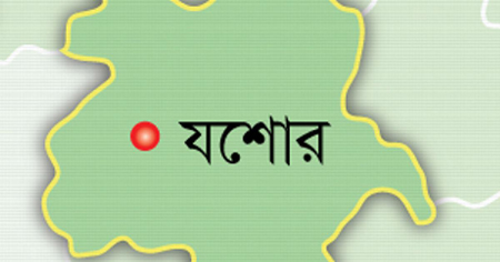 ব্যালট পেপারে সীল মারাকে কেন্দ্র করে, যশোরে সহকারী প্রিজাইডিং কর্মকর্তাসহ ৪ জন আটক ।।