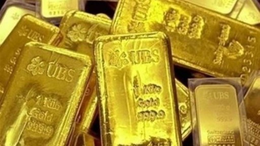 শৌচাগারের ভেতর ২০টি সোনার বার ।।