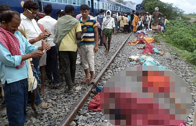 গ্রীষ্মের শুরুতেই গত এক সপ্তাহে ভারতের তেলেঙ্গানা ও অন্ধ্র প্রদেশে সানস্ট্রোকে ১১০ জনের মৃত্যু ।।