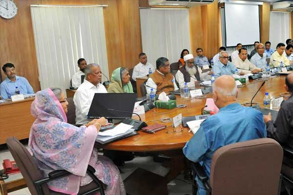 পাটকল শ্রমিকদের বকেয়া বেতন দিতে নির্দেশ শেখ হাসিনার ।।