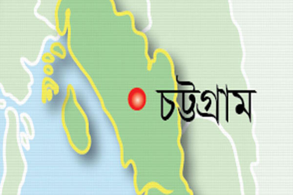 চট্টগ্রাম সদরঘাটে ট্রাকচাপায় এক যুবক নিহত ।।