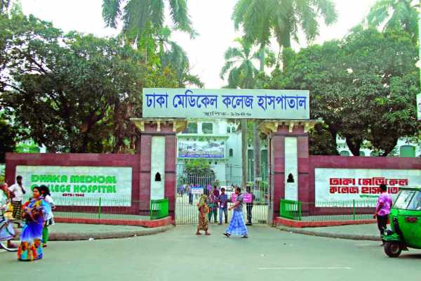 ফুটফুটে নবজাতকেকে হাসপাতালে ফেলেই বাবা-মা লাপাত্তা ।।