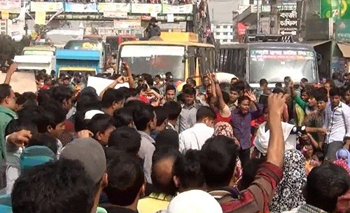 নিরবচ্ছিন্ন বিদ্যুতের দাবিতে ময়মনসিংহ-ঢাকা মহাসড়ক অবরোধ ।।