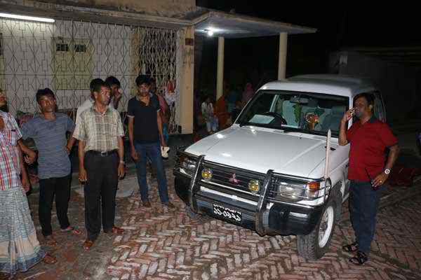 খুলনা জেলা কারাগারের সুপারের সরকারি বাসভবনে বোমা হামলা ।।