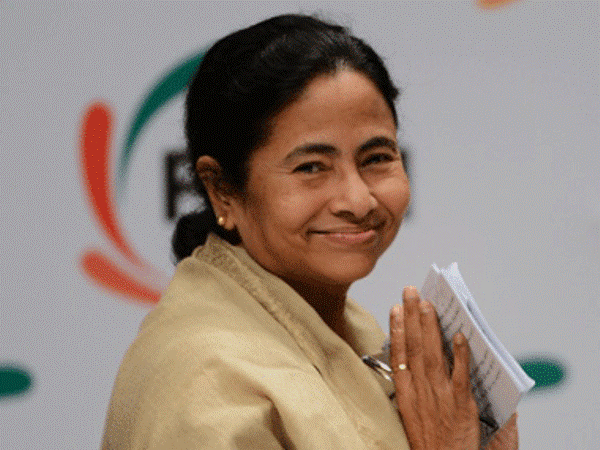 আগামীকাল জমকালো অনুষ্ঠানের মধ্য দিয়ে মুখ্যমন্ত্রী হিসেবে শপথ নিবেন মমতা বন্দ্যোপাধ্যায় ।।