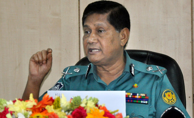 ঈদে দুর্ঘটনা এড়াতে বাস চালকের ড্রাইভিং লাইসেন্স চেক করা হবে।। ডিএমপি কমিশনার