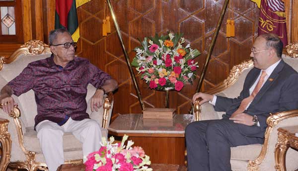 ভারত বাংলাদেশের অন্যান্য শহরেও ঈদ ভিসা ক্যাম্প করবে ।।