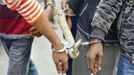 পুলিশের গত ২৪ ঘণ্টার সাঁড়াশি অভিযানে ৩৭ জঙ্গিসহ ৩ হাজার ১৯২ জন গ্রেপ্তার