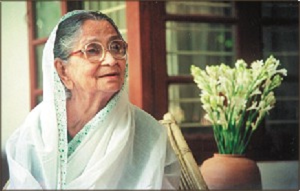 কবি সুফিয়া কামালের ১০৫ তম জন্মবার্ষিকী কাল