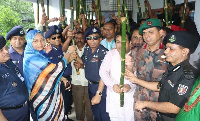 খুলনার ডুমুরিয়াতে জঙ্গি দমনে ‘ডিফেন্স পার্টি’ গঠন।