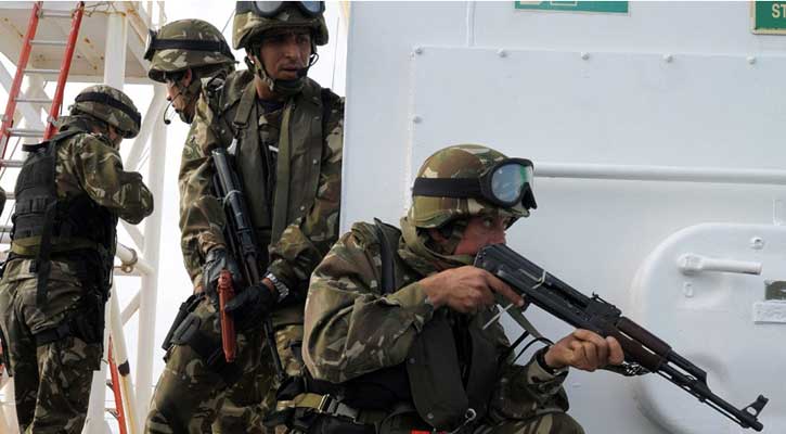 সরকারি বাহিনীর অভিযানে আলজেরিয়ায় ৮ জঙ্গি নিহত   