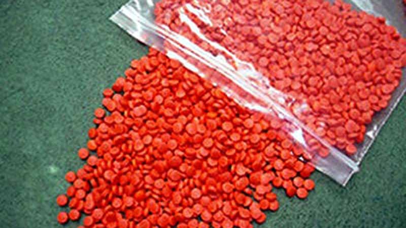 রাজধানির কমলাপুর রেল স্টেশন থেকে ইয়াবাসহ যাত্রী আটক