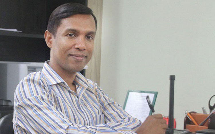 মিতু হত্যা মামলা তদন্তের স্বার্থ এসপি বাবুল আক্তার ঢাকার ডিবি কার্যালয়ে : স্বরাষ্ট্রমন্ত্রী