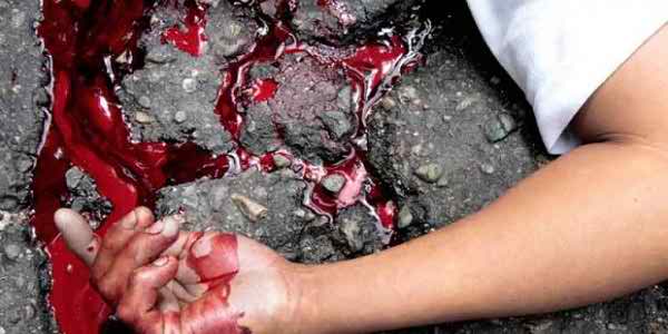 লোহাগড়ায় প্রবাসী কুপিয়ে হত্যা করলো ডাকাতদল