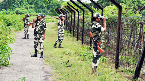 বিএসএফের ছোড়া পাথর বাংলাদেশি নিহত
