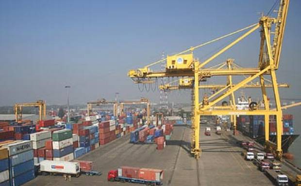 চলতি অর্থবছরে ২০১৬-১৭ রপ্তানির লক্ষ্যমাত্রা ৩ হাজার ৭০০ কোটি ডলার ।।