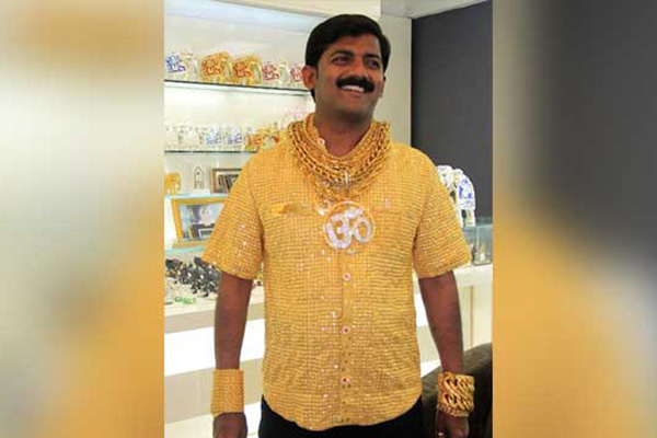 পুণের ‘সোনার জামা’ খ্যাত ব্যবসায়ীকে ছেলের সামনেই খুন, ধৃত ৪