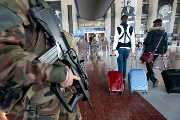 গতকালের হামলার পর বন্ধ হয়ে যাওয়া নিস এয়ারপোর্টকে আজই খুলে গেল
