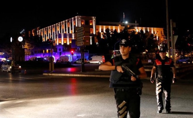 ২০০ জনের মতো সেনা আত্মসমর্পণ করেছে