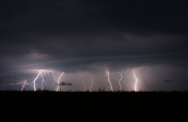 ঢাকাসহ সারা দেশে বজ্রবৃষ্টি আরো ৫ দিন অব্যাহত থাকতে পারে   
