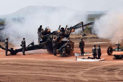 পুরোদস্তুর যুদ্ধের প্রস্তুতি, পাকিস্তান সীমান্তে প্রচুর বোর্ফস কামান মোতায়েন করছে ভারত।।   