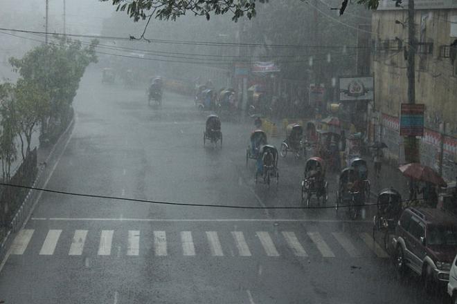 আজও ঢাকাসহ সারা দেশের বিভিন্ন স্থানে হতে পারে ঝড়বৃষ্টি।।   
