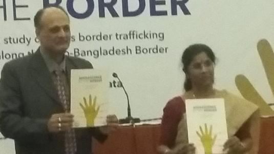ভারত-বাংলাদেশ সীমান্ত মেয়েদের জন্য আতঙ্কের।। সংস্থা জাস্টিস এন্ড কেয়ার   