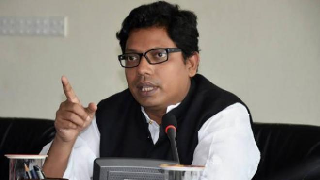 এক বছরের মধ্যেই দেশের ২ হাজার ৬০০ ইউনিয়নকে ফাইবার অপটিক ক্যাবলের আওতায় আনা হবে ।। প্রতিমন্ত্রী পলক   