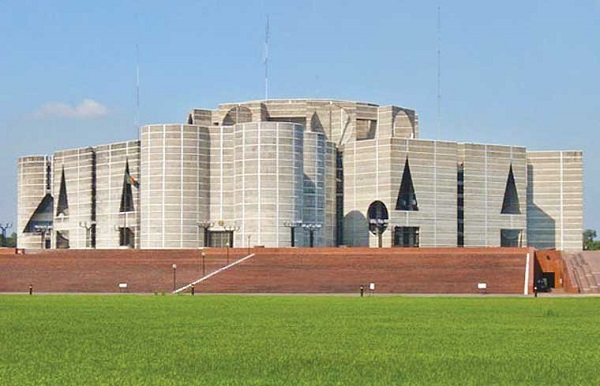 সমবায়ের নামে দুর্নীতির বিরুদ্ধে সময়োপযোগী আইন প্রণয়নের তাগিদ।।   