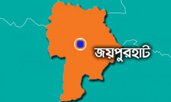 জয়পুরহাটে ক্ষতিগ্রস্থ মন্দির ঘুরে দেখলেন ভারতের সহকারী হাই কমিশনার অভিজিৎ চক্রবর্তী।।   