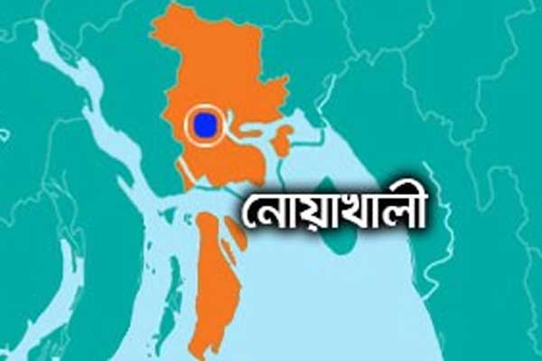 নোয়াখালীতে জেলা প্রশাসকের কার্যালয়ে পুলিশের গুলি।। আতঙ্কিত নির্বাহী ম্যাজিষ্ট্রেট সহ কর্মকর্তা-কর্মচারিগণ