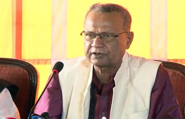 গত বছর সাড়ে ৭ লাখ ৫৭ হাজার ৭৩১ জন কর্মী বিদেশে গেছে ।। প্রবাসী কল্যাণমন্ত্রী নুরুল ইসলাম