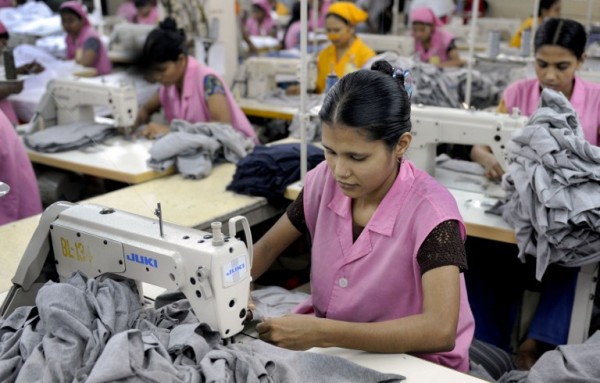 ২০ রোজার মধ্যেই শ্রমিকদের বেতন ও বোনাস পরিশোধ করার সুপারিশ।।   