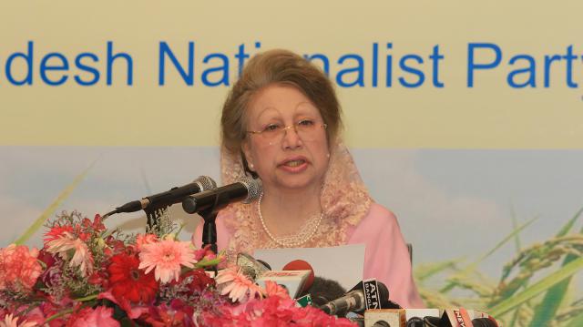 এবারের বাজেটে সরকার মানুষের পকেটে হাত দিয়েছে ।। খালেদা জিয়া   