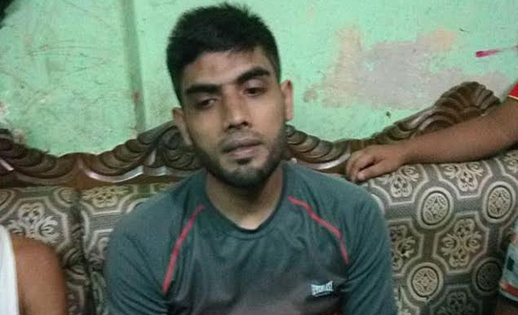 ৬ মাস পর চোখ বাঁধা অবস্থায় ফিরলেন লক্ষ্মীপুরের অপহৃত যুবক রাকিবুল হাসান রকির।।      