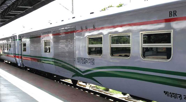 ঈদে ঘরে ফেরা মানুষের সুবিধার্থে ২২ জুন থে‌কে চলবে সাত জোড়া বিশেষ ট্রেন।।   