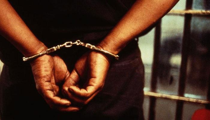 প্রধানমন্ত্রীকে নিয়ে আপত্তিকর মন্তব্য করায় যুবক গ্রেফতার