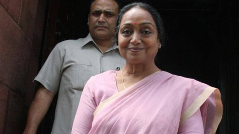 ভারতের রাষ্ট্রপতি পদে কংগ্রেসসহ ১৭ বিরোধী দলের প্রার্থী হলেন সাবেক স্পীকার মীরা কুমার ।