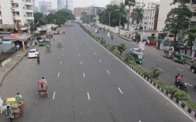 ঈদের ছুটিতে ফাঁকা হয়ে গেছে রাজধানী ঢাকা।।
