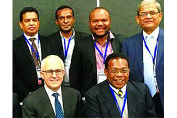 অস্ট্রেলিয়ার প্রধানমন্ত্রী ম্যালকম টার্নবুলের সঙ্গে বিএনপি মহাসচিব মির্জা ফখরুলের সাক্ষাৎ।।