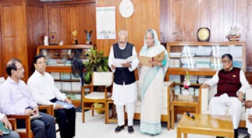 বগুড়া জেলা পরিষদ চেয়ারম্যান মো. মকবুল হোসেনের শপথ গ্রহন