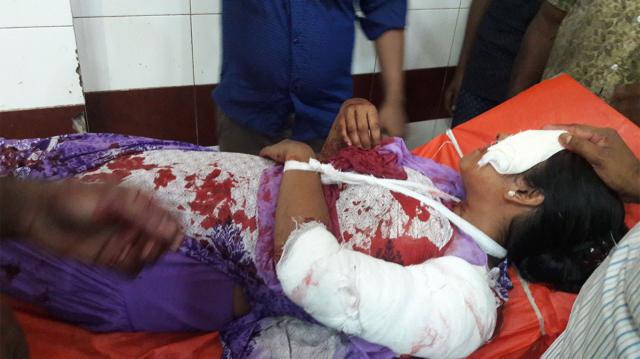 প্রেমে রাজি না হওয়ায় ব্রাহ্মণবাড়িয়ায় এক কলেজছাত্রীকে ছুরিকাঘাত।।