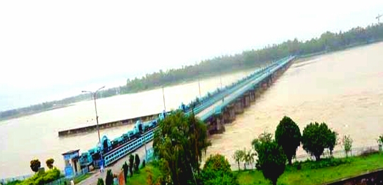 নীলফামারীতে তিস্তার পানি বিপদসীমার ৩০ সেন্টিমিটার উপরে।।