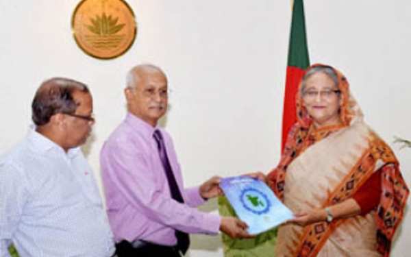 প্রধানমন্ত্রীর কাছে তথ্য কমিশনের রিপোর্ট পেশ ।।