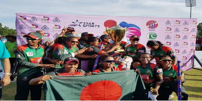 নারী ক্রিকেটে ইতিহাস গড়ল বাংলার বাঘিনীরা।।