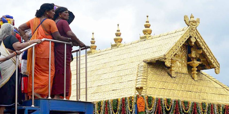 ৫৩ বছরের রীতি ভেঙে মন্দিরে প্রবেশের অনুমতি পেলেন কেরালার নারীরা